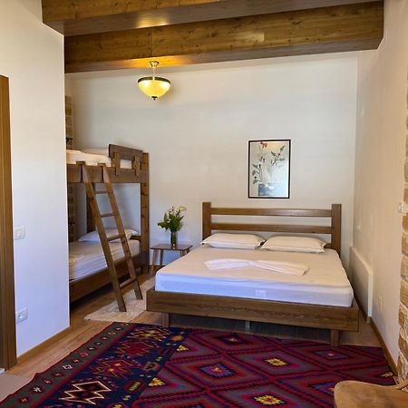 Ana Rest House Hostel Berat Dış mekan fotoğraf